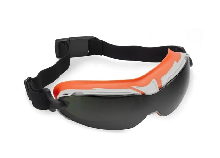 Manufacturer, Exporter, Importer, Supplier, Wholesaler, Retailer, Trader of Safety Goggles UD 61, Make Udyogi With Side Shield in Secunderabad, Telangana, India